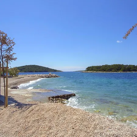 Apartman By The Sea Maslinica, Solta - 772